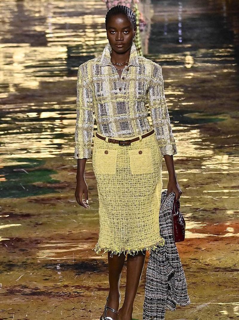 Potret Rachel Ojuromi, Wanita dari Jalanan Nigeria Tampil di Runway Chanel