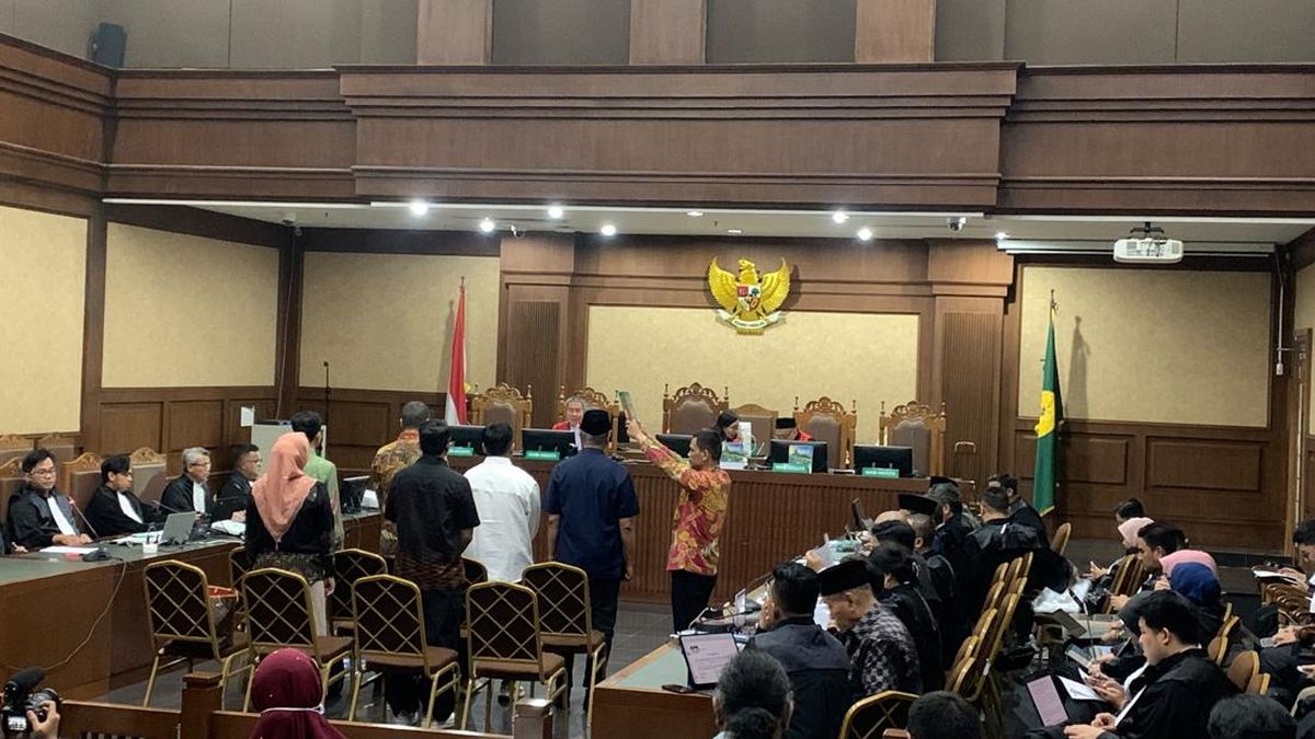 Travel Samarkan 2 Jemaah Pakai Kuota Petugas Haji, Patok Tarif Rp 250 Juta — NadiKabar.com