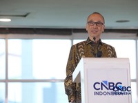 Spesialis Obstetri dan Ginekologi Rumah Sakit Abdi Waluyo, Sigit Pramono menyampaikan pemaparannya dalam acara Health Summit 2026 hadir dengan tema "The Rising of Indonesia's Healthcare Investment" di Menara Bank Mega, Jakarta, Kamis (8/10/2026). (CN