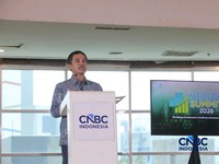 Wakil Menteri Kesehatan RI Dante Saksono Harbuwono menyampaikan pemaparannya dalam acara Health Summit 2026 hadir dengan tema "The Rising of Indonesia's Healthcare Investment" di Menara Bank Mega, Jakarta, Kamis (8/10/2026). (CNBC Indonesia/Faisal Ra