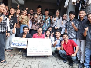 Gubernur Ahmad Luthfi Bantu Biaya Kos 224 Mahasiswa NTT di Jateng