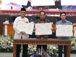 Mendagri Teken SEB Digitalisasi Layanan Haji Berbasis Data Kependudukan