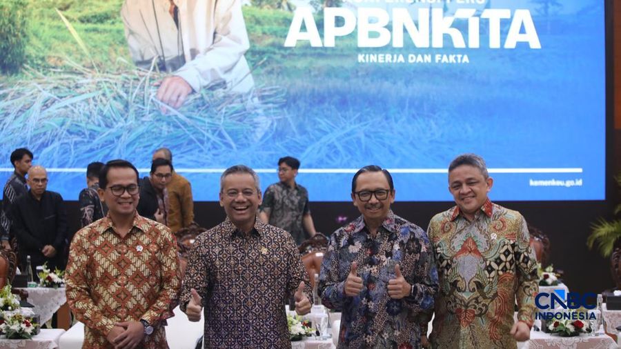 Konferensi Pers APBN KiTa Edisi Oktober 2026 di Gedung Djuanda, Kementerian Keuangan, Jakarta, Jumat (9/10/2026). (CNBC Indonesia/Faisal Rahman)