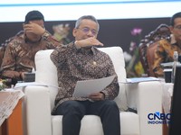 Menteri Keuangan, Suahasil Nazara menyampaikan keterangan saat Konferensi Pers APBN KiTa Edisi Oktober 2026 di Gedung Djuanda, Kementerian Keuangan, Jakarta, Jumat (9/10/2026). (CNBC Indonesia/Faisal Rahman)