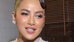 Olla Ramlan Jawab Perasaan Datang ke Nikahan Aufar Hutapea