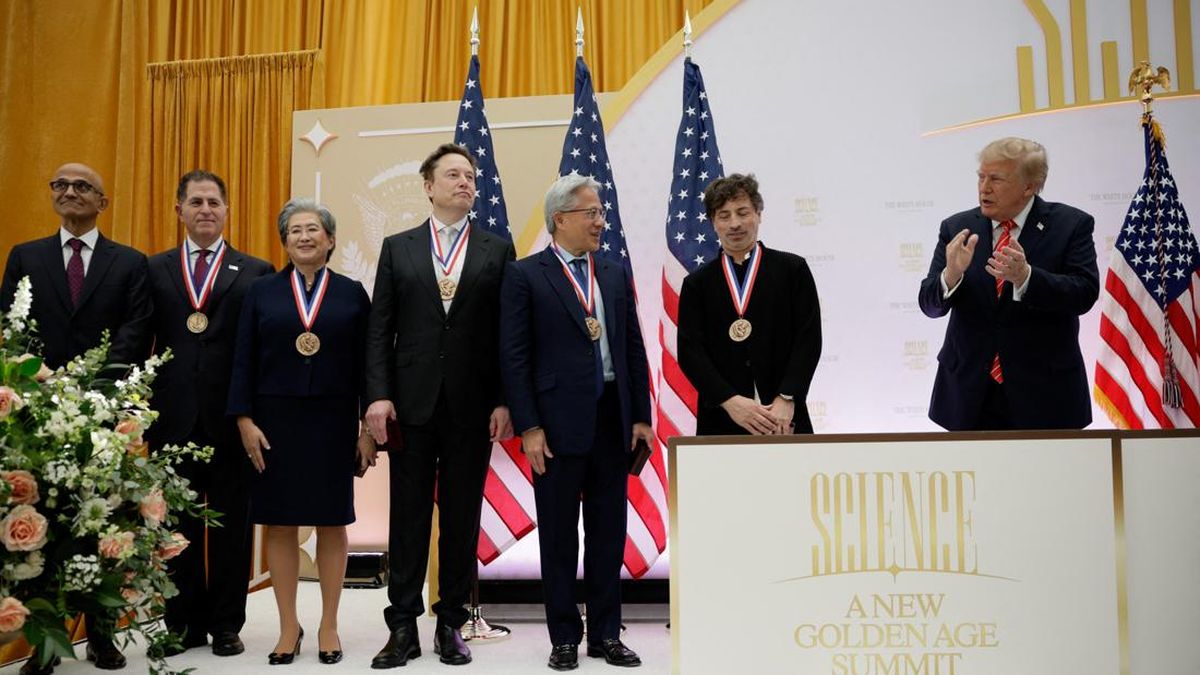 Ilustrasi berita Teknologi: Trump Berikan Penghargaan Sains Tertinggi untuk Elon Musk, Jensen Huang Dkk