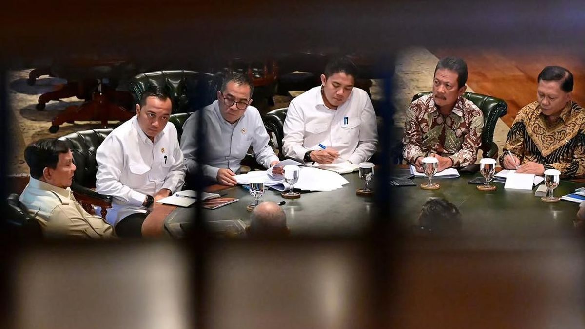 Ilustrasi berita Nasional: Prabowo Terima Menteri-Wamen KP di Hambalang, Minta Progres Pembangunan KNMP