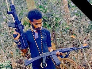 Tampang Bos OPM Pembunuh TNI AL yang Tewas Ditembak di Maybrat
