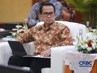 Wakil Menteri Keuangan, Nurkholisoh Ibnu Aman saat Konferensi Pers APBN KiTa Edisi Oktober 2026 di Gedung Djuanda, Kementerian Keuangan, Jakarta, Jumat (9/10/2026). (CNBC Indonesia/Faisal Rahman)
