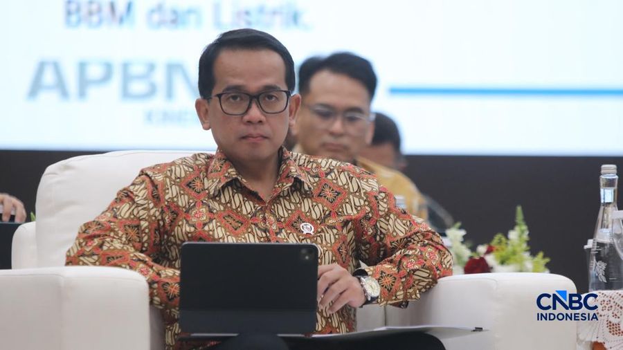 Wakil Menteri Keuangan, Nurkholisoh Ibnu Aman saat Konferensi Pers APBN KiTa Edisi Oktober 2026 di Gedung Djuanda, Kementerian Keuangan, Jakarta, Jumat (9/10/2026). (CNBC Indonesia/Faisal Rahman)