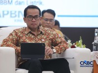 Wakil Menteri Keuangan, Nurkholisoh Ibnu Aman saat Konferensi Pers APBN KiTa Edisi Oktober 2026 di Gedung Djuanda, Kementerian Keuangan, Jakarta, Jumat (9/10/2026). (CNBC Indonesia/Faisal Rahman)
