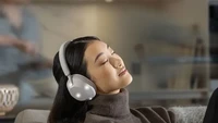 Cari Headphone untuk Naik Transportasi Umum? Cek Baterai dan ANC-nya