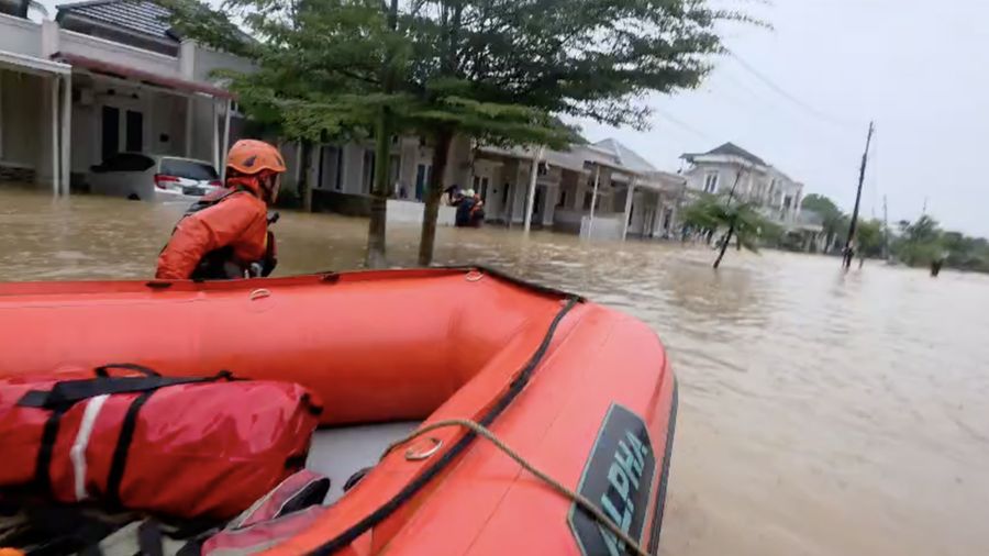 Banjir melanda dua kecamatan di Kota Padang, Sumatera Barat (Sumbar), pada Sabtu (10/10/2026). (Dok. Basarnas)
