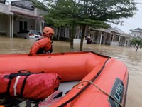 Banjir melanda dua kecamatan di Kota Padang, Sumatera Barat (Sumbar), pada Sabtu (10/10/2026). (Dok. Basarnas)
