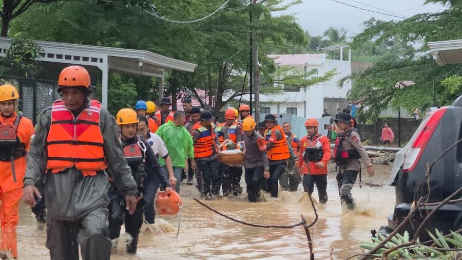 Banjir melanda dua kecamatan di Kota Padang, Sumatera Barat (Sumbar), pada Sabtu (10/10/2026).