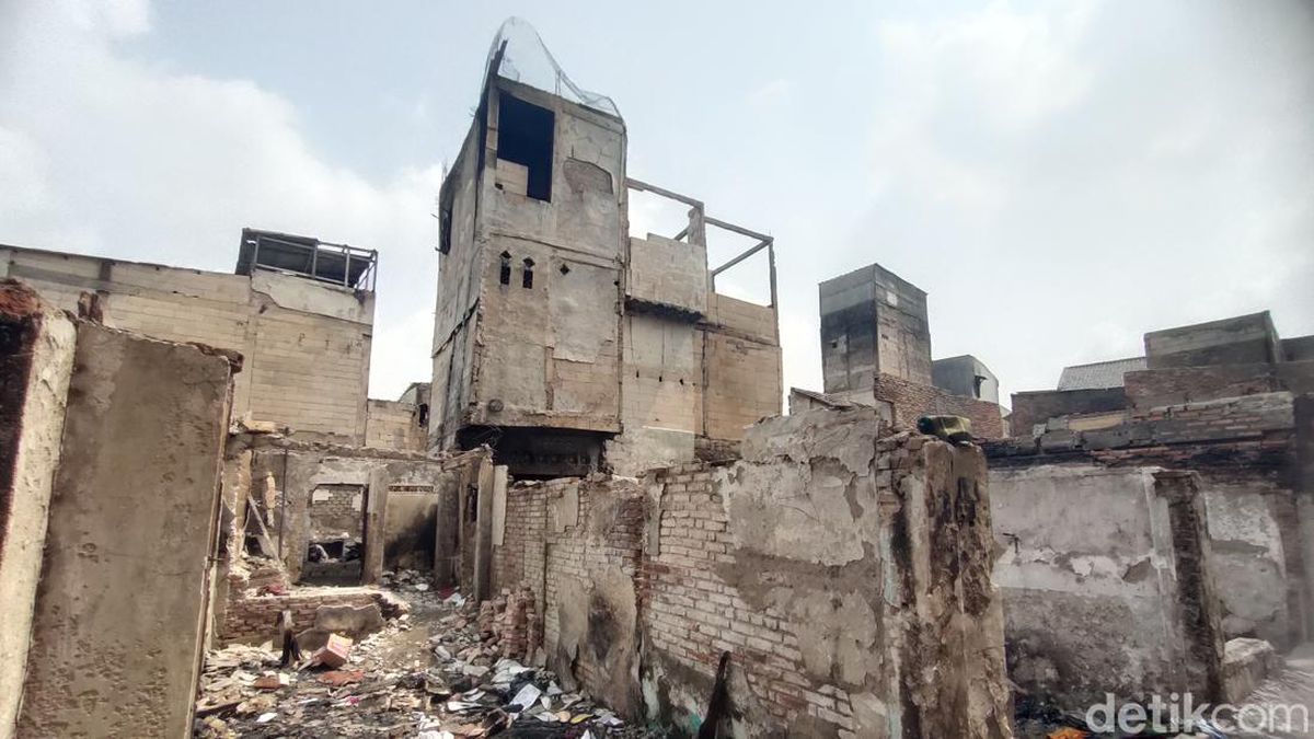 Kondisi Terkini TKP Kebakaran 83 Rumah di Kramat Senen — NadiKabar.com