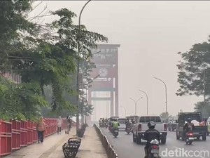 Kemenkes Ingatkan Bahaya Kabut Asap Karhutla bagi Mata