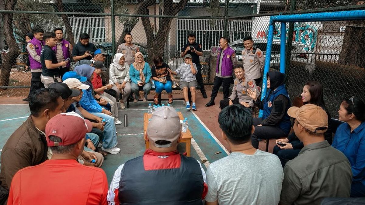 Polisi Beri Warga Trauma Healing Usai Gerebek Kampung Narkoba di Jakbar — NadiKabar.com