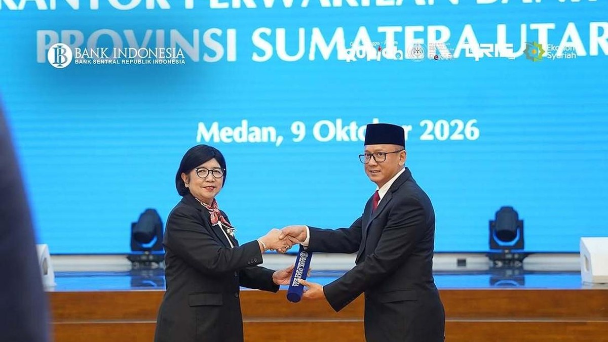 Gubernur BI Mengukuhkan Ameriza Sebagai Kepala Perwakilan Sumut