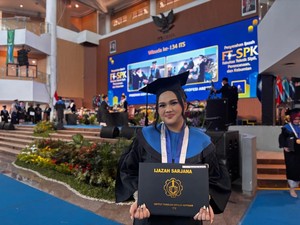 Baru 19 Tahun Sudah Lulus S1 Teknik Lingkungan, Ini Cerita Hasna