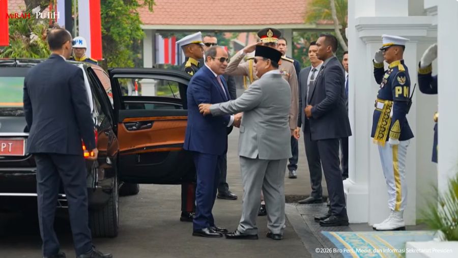 Presiden Prabowo Subianto menerima kunjungan kenegaraan Presiden Republik Arab Mesir Abdel Fattah El-Sisi di Istana Kepresidenan, Jakarta, Minggu (11/10/2026). (Tangkapan Layar Youtube/Sekretariat Presiden)