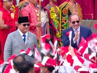 Presiden Prabowo Subianto menerima kunjungan kenegaraan Presiden Republik Arab Mesir Abdel Fattah El-Sisi di Istana Kepresidenan, Jakarta, Minggu (11/10/2026). (Tangkapan Layar Youtube/Sekretariat Presiden)