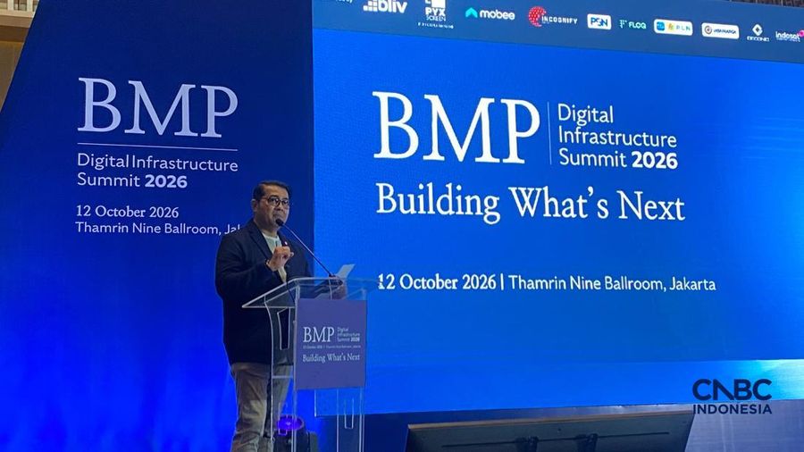 Menteri Ekonomi Kreatif (Menekraf), Teuku Riefky Harsya dalam Digital Infrastructure Summit 2026, di Jakarta, Senin (12/10/2026). (CNBC Indonesia/Novina)