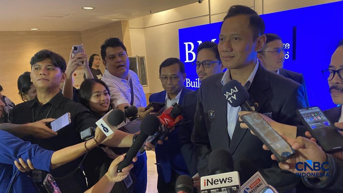 Heboh Proyek Data Center BDX Disetop, AHY Ingatkan Hak Warga RI