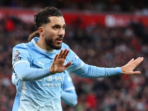 Sihir Rayan Cherki di Anfield