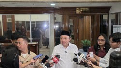 Polemik Gibran, Komisi X DPR Sebut RI Tak Punya Regulasi Penyetaraan Ijazah LN