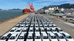 Eropa Mulai Batasi Mobil Hybrid Buatan China