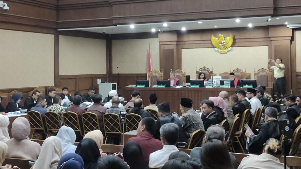 Bos Travel Ungkap Fee Percepatan Haji USD 4.500 untuk 'Lantai 2' Kemenag — NadiKabar.com