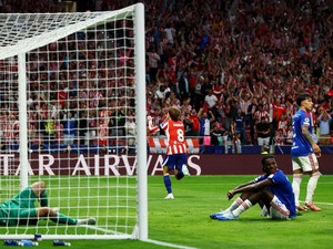 Atletico Madrid  Hajar MU 2-0   di Liga Champions