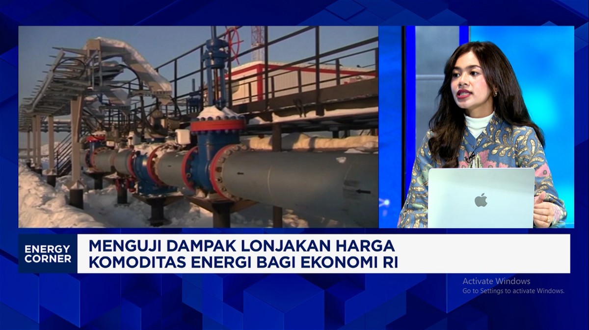 Video: RI Masih Impor, Ini Efek Lonjakan Harga Minyak ke Industri-APBN