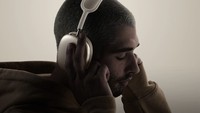 Headphone Apple Dipakai di HP Android, Fitur Menarik Apa yang Tersedia?