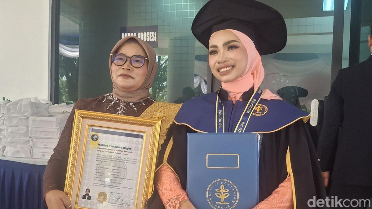 Membanggakan! Alumni SMA Unggulan CT Arsa Jadi Lulusan Terbaik Vokasi IPB — NadiKabar.com