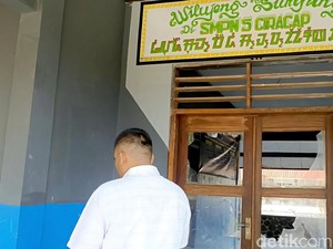 ODGJ Ngamuk Pecahkan 9 Kaca Jendela SMPN 5 Ciracap Sukabumi