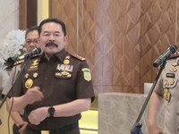 Kapolri Jenderal Suyudi Ario Seto beserta jajaran baru Pejabat Utama (Pju) Mabes Polri menemui Jaksa Agung Sanitiar Burhanuddin di Gedung Utama Kejaksaan Agung, pada Rabu (14/10/2026). (Dok. CNN Indonesia/Taufiq Hidayatullah)