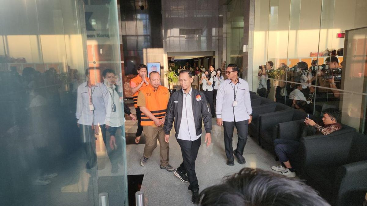 KPK Tahan 5 Tersangka Terkait OTT di BNPB — NadiKabar.com