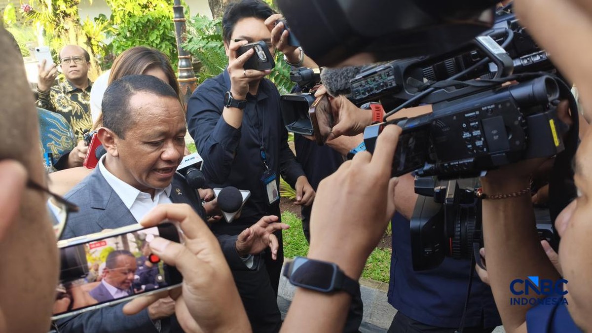 Prabowo Panggil Bahlil ke Istana, Bahas Apa?