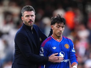 Carrick Tanggapi Komentar Pedas Lisandro soal Petinggi MU