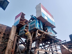 Bau dan Kotoran Burung Merpati Ganggu Warga Tambaksari Surabaya