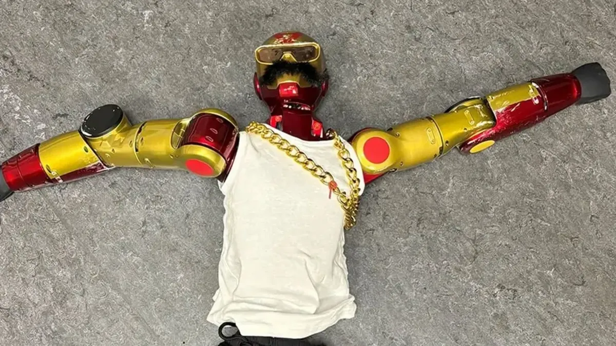 Ilustrasi berita Teknologi: Robot 'Ditangkap' Polisi Karena Lecehkan Gadis Remaja