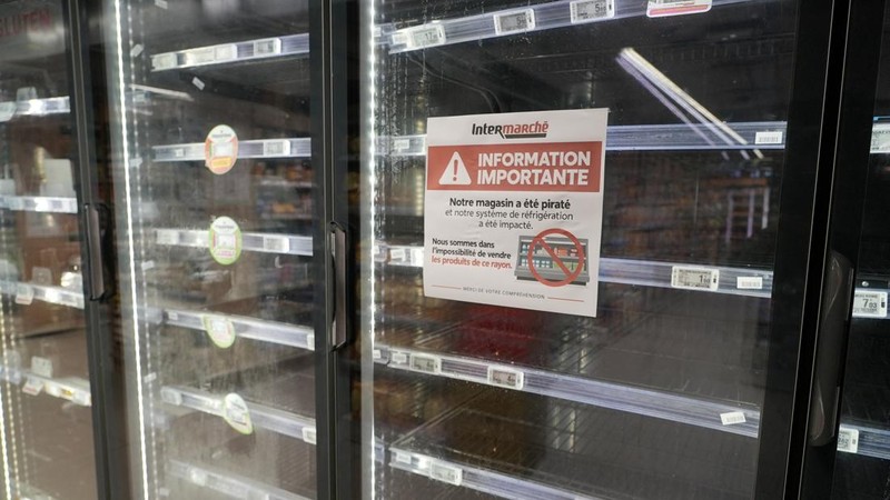 Sejumlah supermarket di Paris, Prancis terkena serangan siber yang menyasar sistem pendingin pada Selasa (13/10/2026). (REUTERS/Lucien Libert)