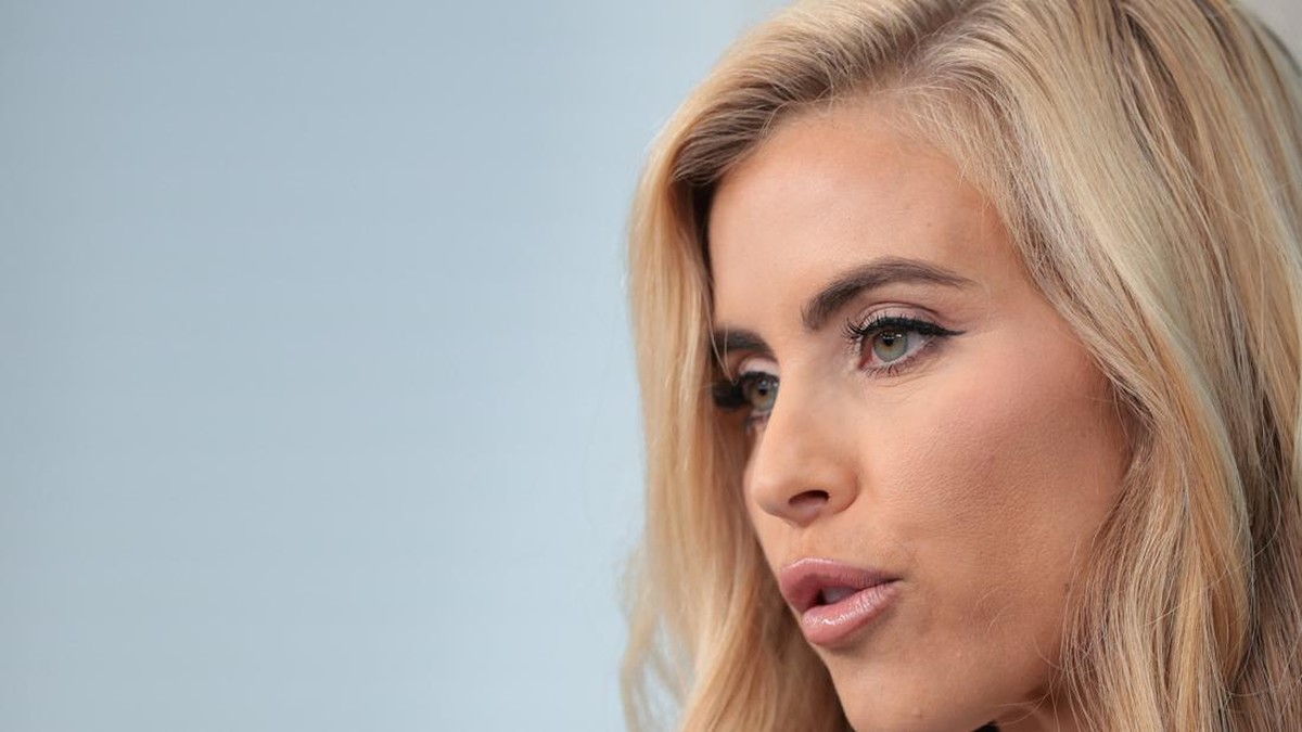 Menyorot Debut Jubir Baru Trump Katie Zacharia, Disebut bak Robot AI