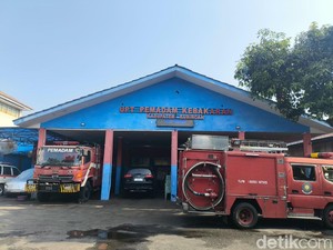 Potret Damkar Kuningan: Mobil Sering Mogok-Penangkaran Satwa Galon Bekas