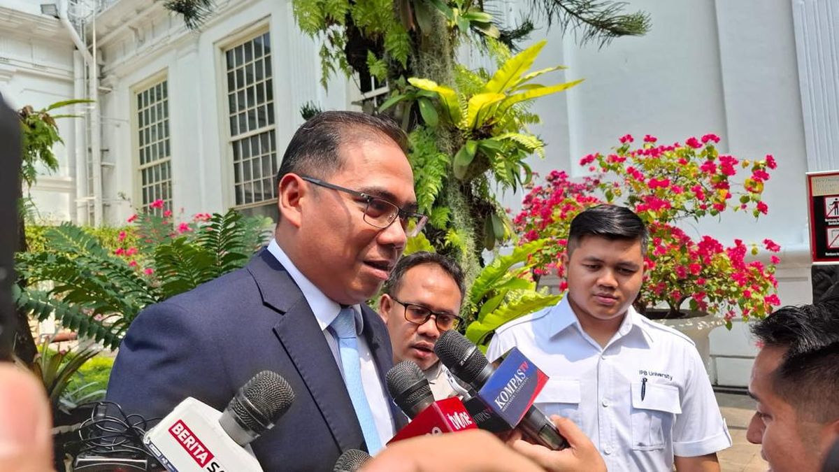 Ilustrasi berita Nasional: Rektor IPB Alim Setiawan Merapat ke Istana, Dilantik Jadi Wamentan?