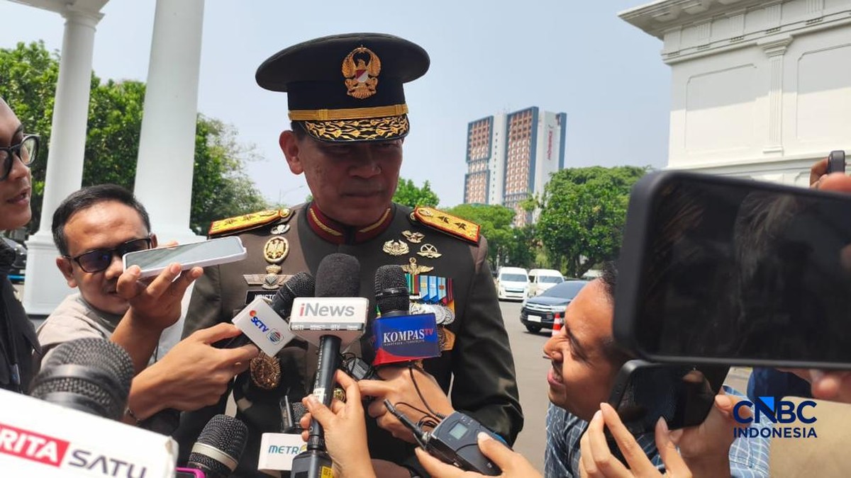 Para Pejabat Berdatangan ke Istana, Ada Reshuffle Kabinet Lagi?