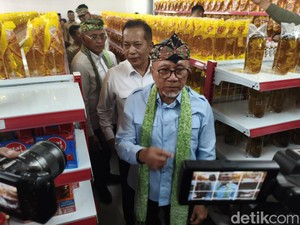 Harapan Menko Pangan Zulhas Saat Tinjau Kopdes Merah Putih di Sidoarjo