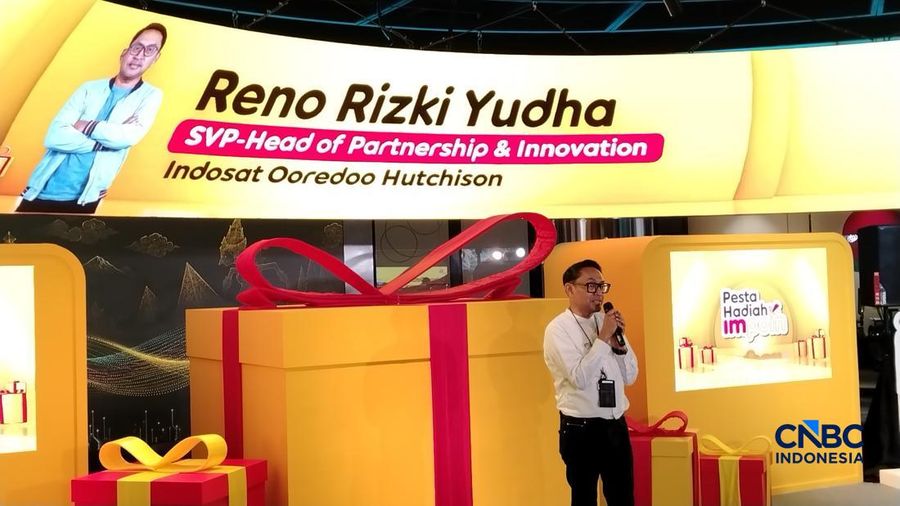 SVP Head of Partnership & Innovation Indosat Ooredoo Hutchison, Reno Rizki Yudha saat ditemui di Jakarta, Kamis (15/10/2026). (CNBC Indonesia/Novina Putri Bestari)